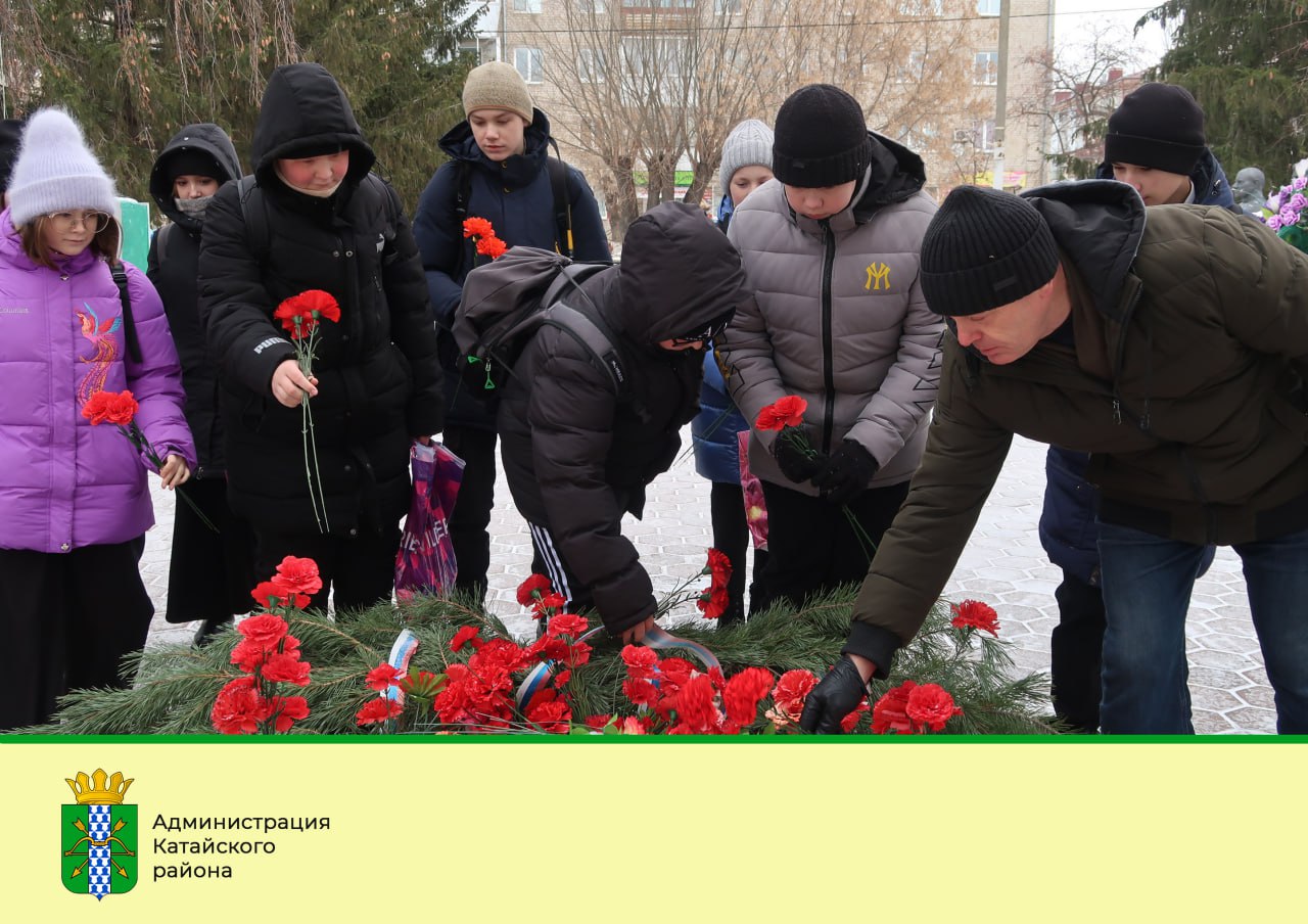 Прошел митинг в честь 79-й годовщины снятия блокады Ленинграда.